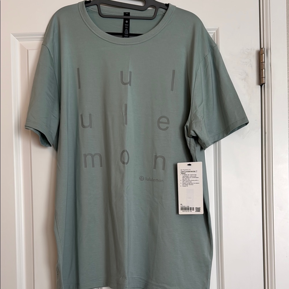 lululemon athletica Men's Green T-Shirt